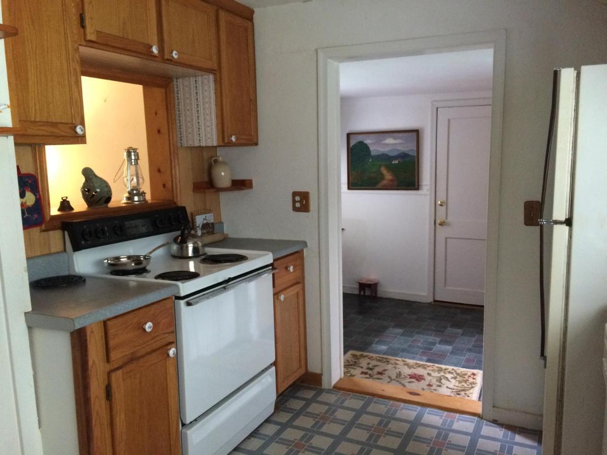 Rushing Stone Cottage Jefferson Extérieur photo