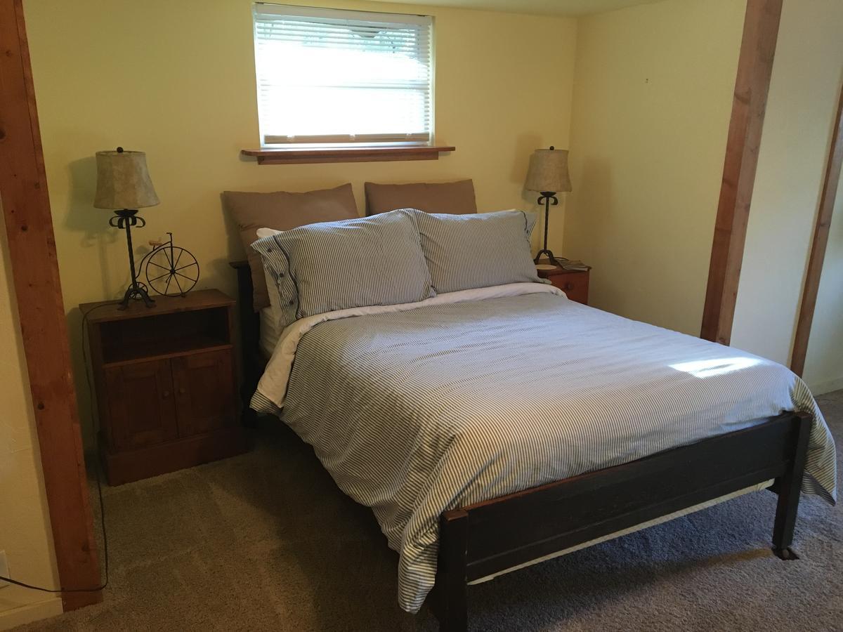 Rushing Stone Cottage Jefferson Extérieur photo